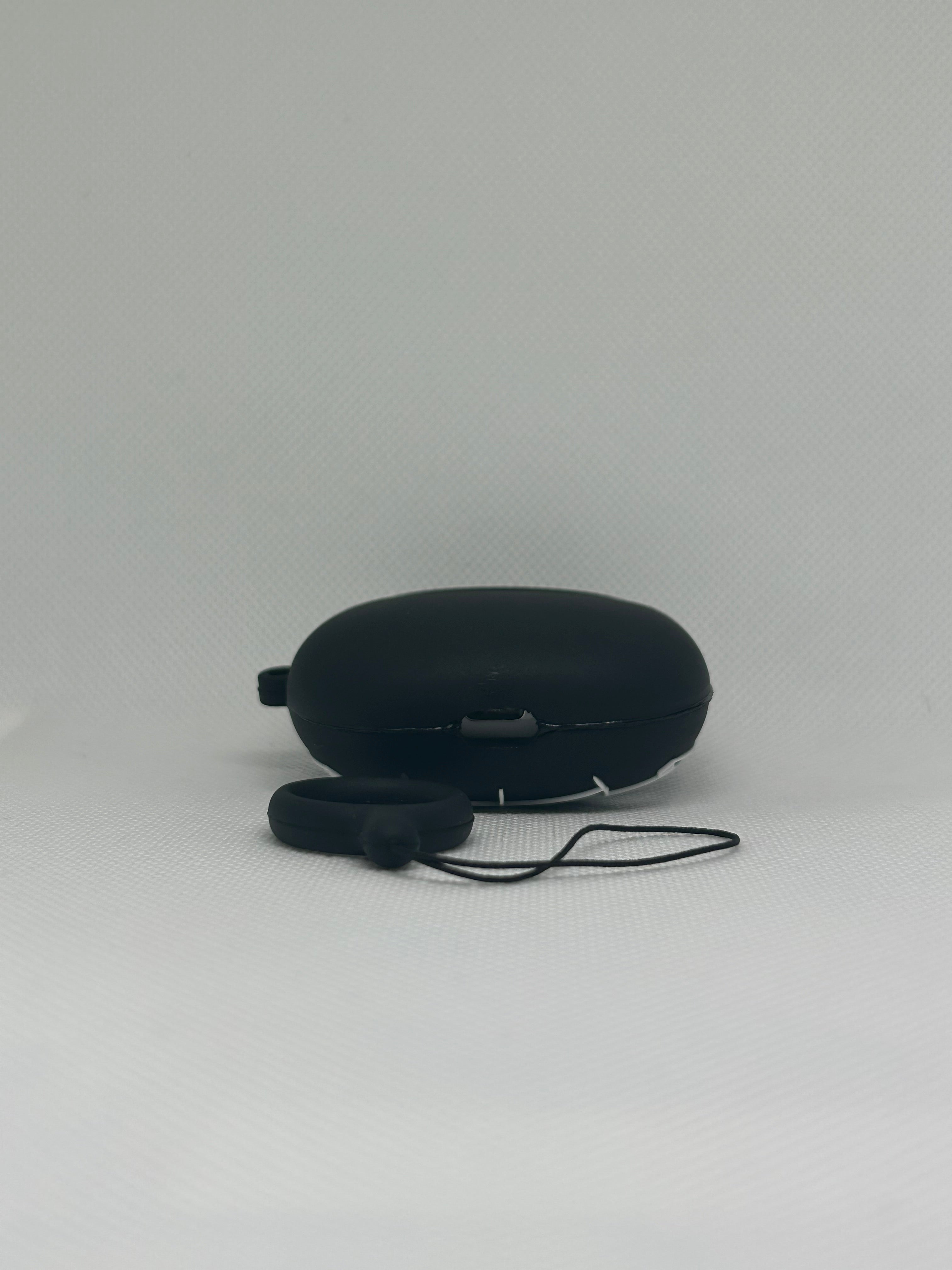 Husă AirPods cu design Black Panter + breloc